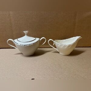 Lenox Weatherly Creamer Pitcher & Sugar Bowl